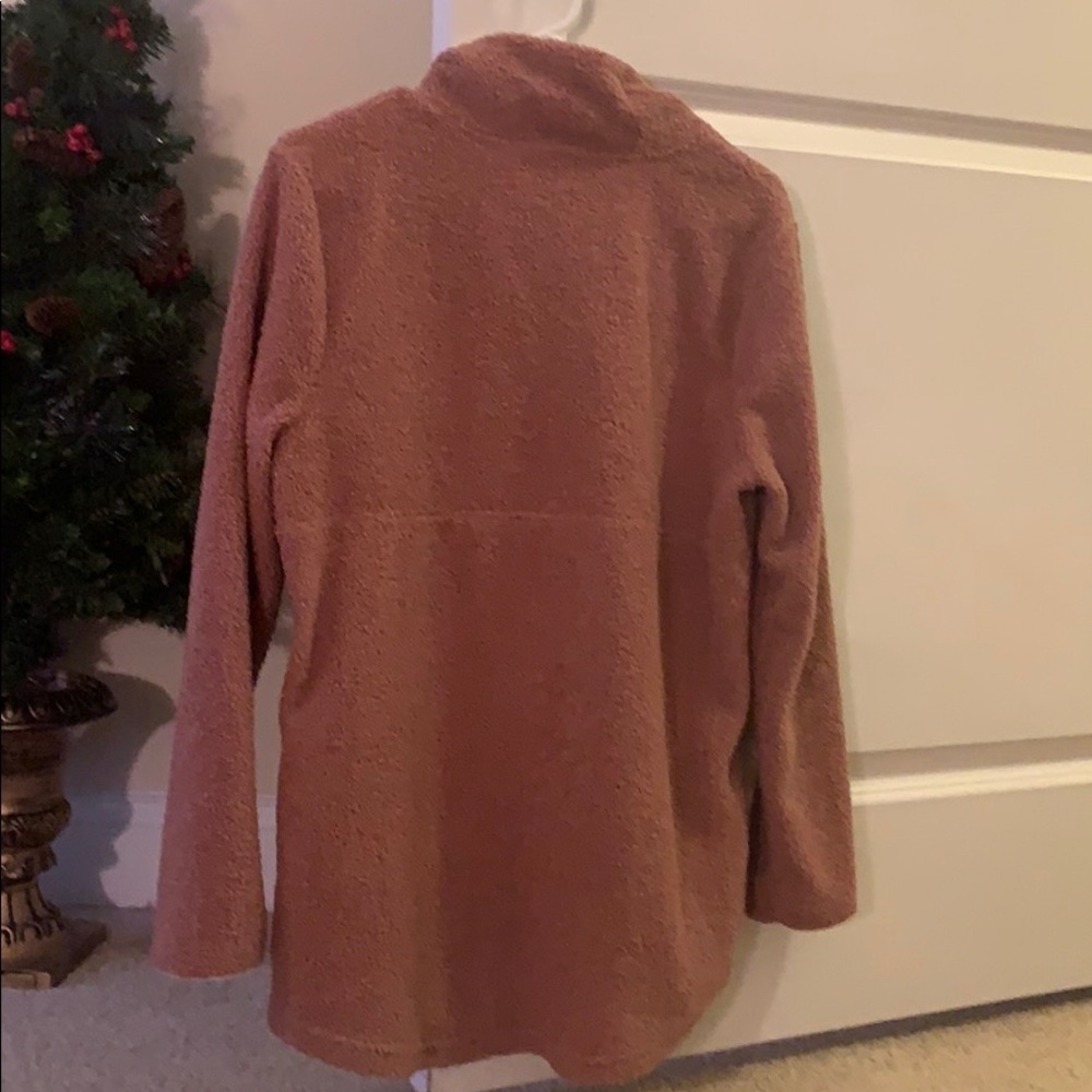 Pullover - Picture 2 of 3
